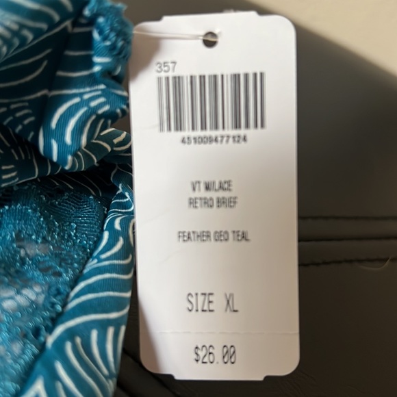 Beautiful never use still have tag on - Picture 5 of 5